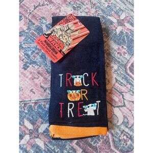 NWT Star Wars Mandalorian Grogu Halloween‎ Hand Towels 2 Pack Multicolor